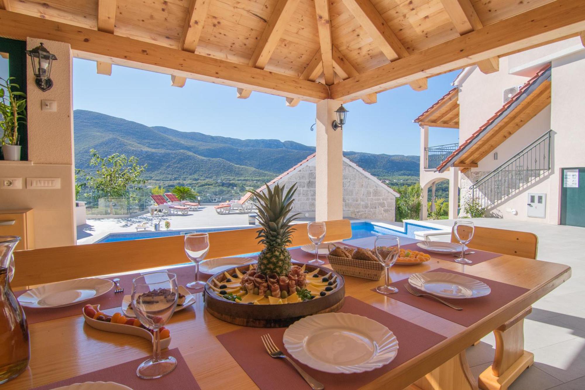 Villa Milena With Heated Pool And Jacuzzi Kostanje Exterior foto