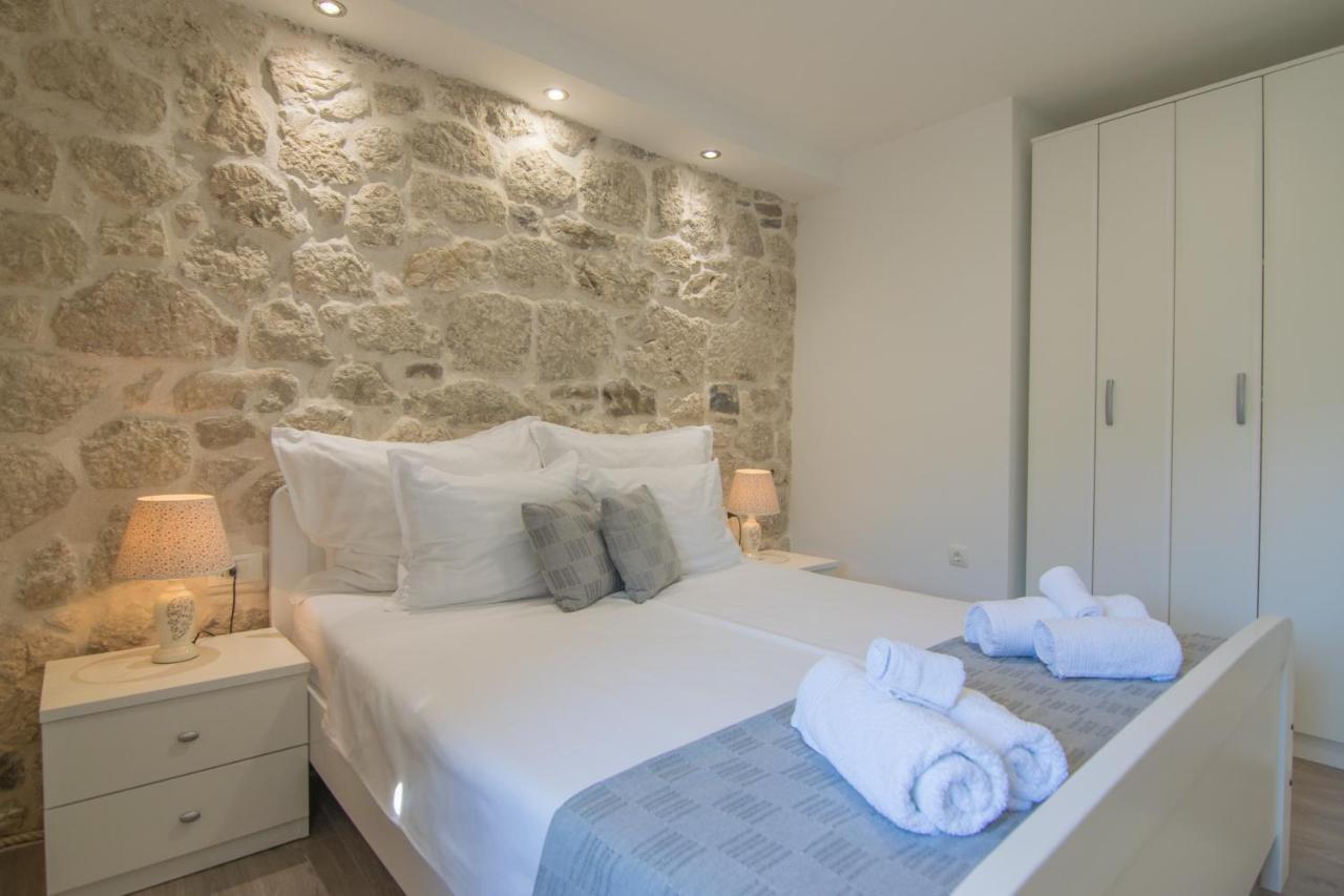 Villa Milena With Heated Pool And Jacuzzi Kostanje Exterior foto