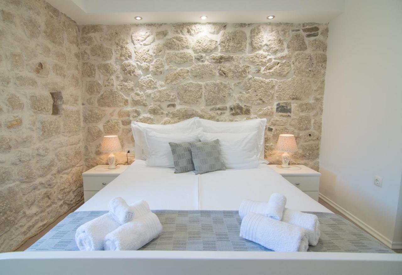 Villa Milena With Heated Pool And Jacuzzi Kostanje Exterior foto